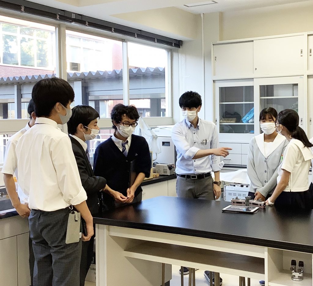 尼崎市立尼崎双星高等学校が来校 武庫川女子大学附属中学校高等学校